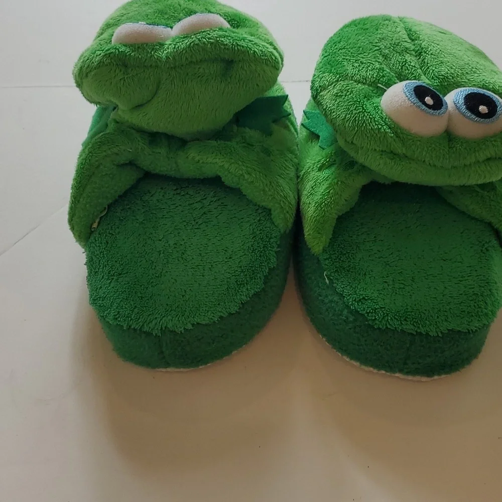 Kids green dragon slip on slippers